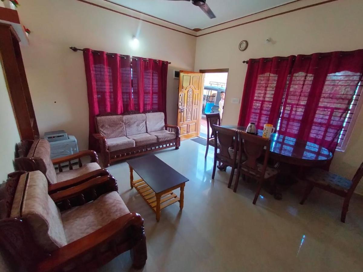 Snowdrop Inn Coorg マディケーリ エクステリア 写真