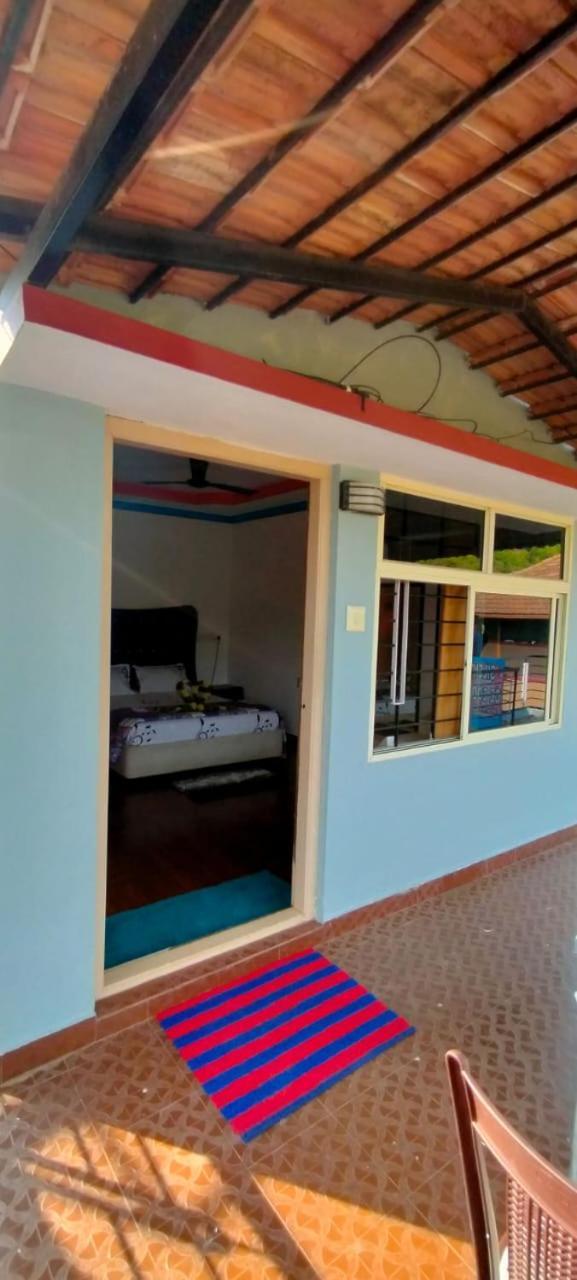 Snowdrop Inn Coorg マディケーリ エクステリア 写真