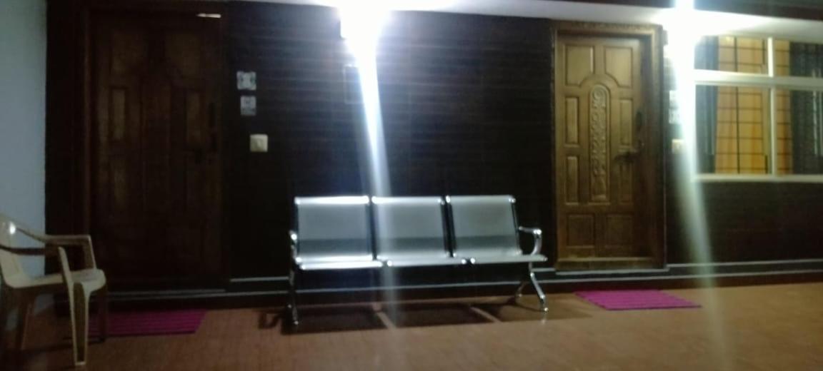 Snowdrop Inn Coorg マディケーリ 部屋 写真