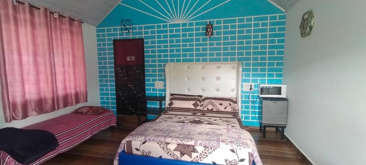 Snowdrop Inn Coorg マディケーリ エクステリア 写真